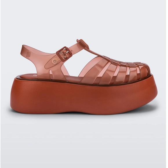 Melissa Shoes - Melissa possession platform